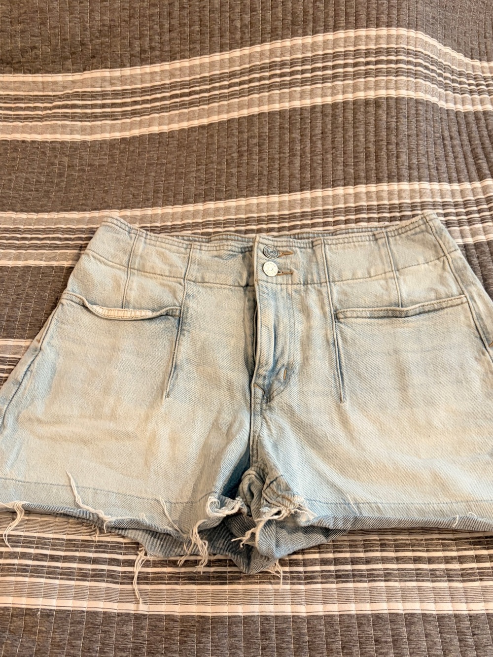 NWOT mJeans Light Blue Denim Women's 8 jean Shorts